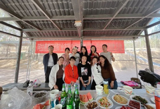 萬創(chuàng)集團阿拉善事業(yè)部“攜手共進，勞動最光榮”主題活動圓滿舉辦